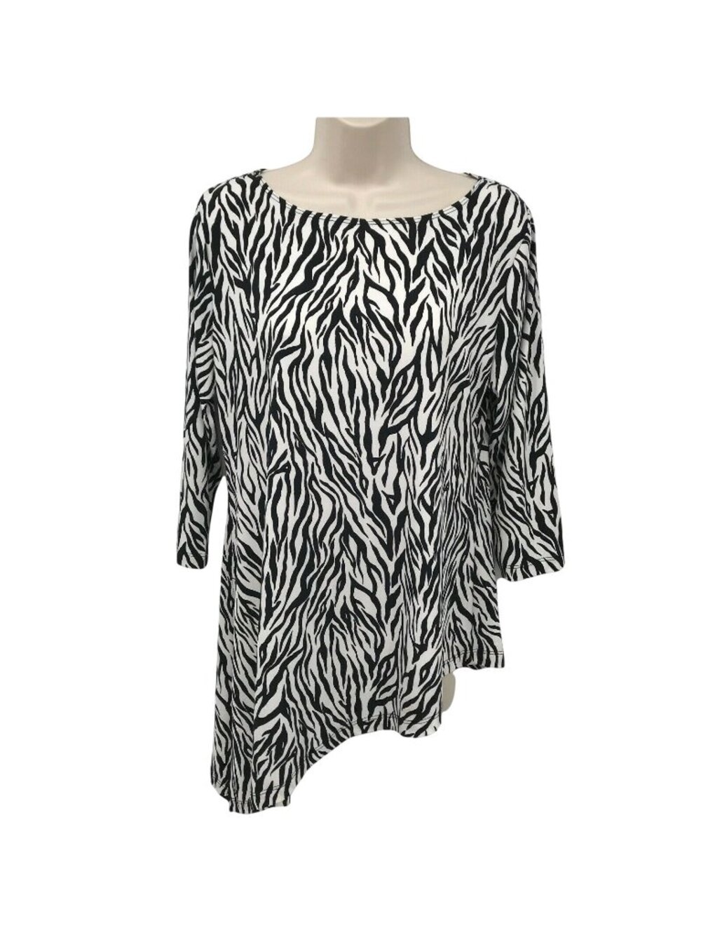 Travelers By Chicos Black & White Zebra Print Asymmetrical Hem Top Size 1M